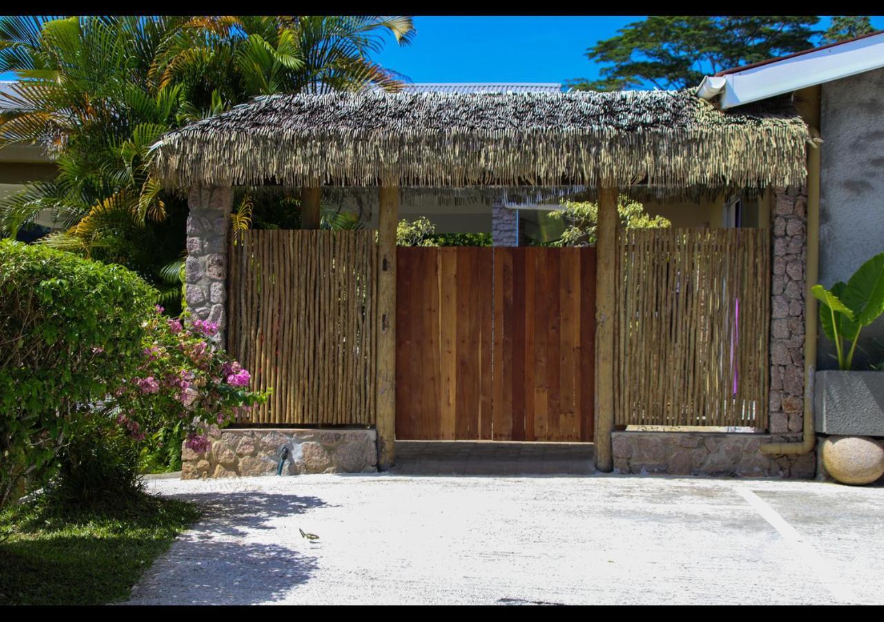 Holiday Home Baie Lazare  Екстериор снимка